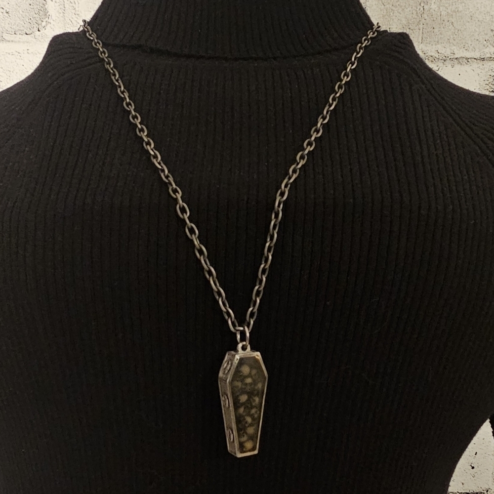 Gothic Coffin Skull Pendant Necklace Black Silver Tone Alt Emo - Picture 4 of 5